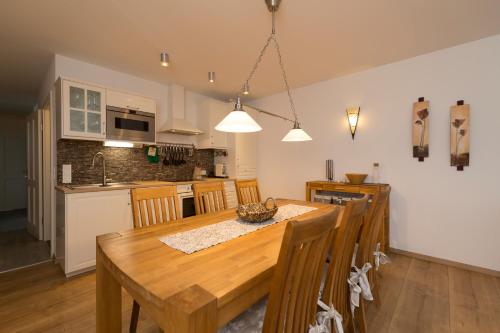 مطبخ, Kellerstöckl Weinblick I und II (Kellerstockl Weinblick I und II) in Eisenberg