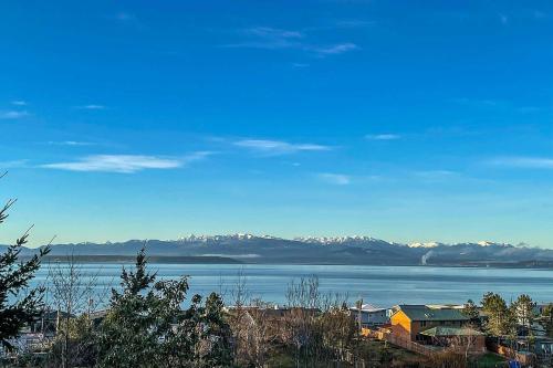 Lovely Coupeville Home with Puget Sound Views!