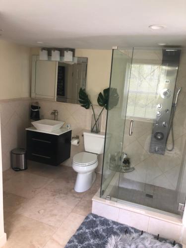 Baño, Homestay Weston Ranches in Weston