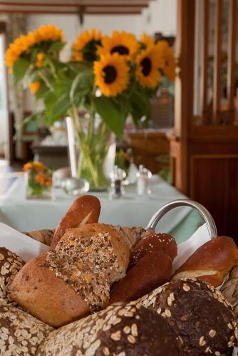 Gasthaus Rebstock Egringen - image 3