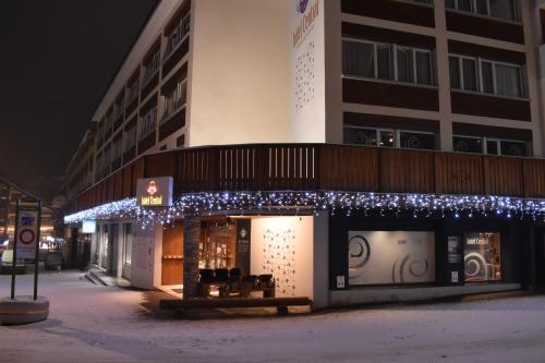 Hotel Central, Spa & lounge bar, Crans-Montana