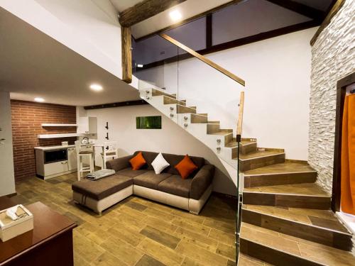 Apartmánový dům 13 Mezonet 2 (Apartmanovy dum 13 Mezonet 2) in เซซ