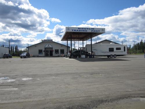 Nisutlin Trading Post Motel