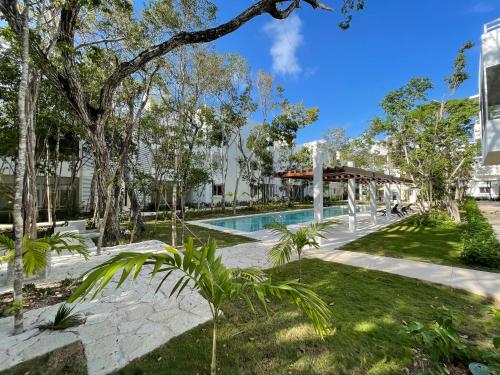 Magnificent Condo in Gated Community Marvelous Private Furnished Terrace Pool Facilities