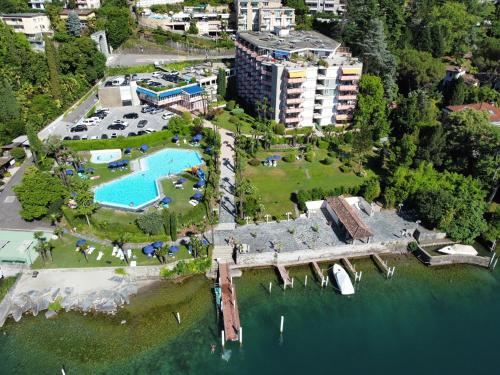 Relax-Lugano Lake