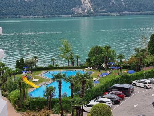 razgled, Relax-Lugano Lake in Bissone