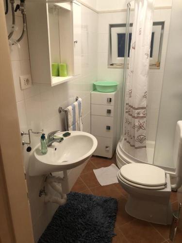 Apartments with WiFi Pucisca, Brac - 11416