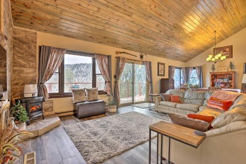 Private Sauna and Mtn Views Idaho Springs Gem in Idaho Springs, USA