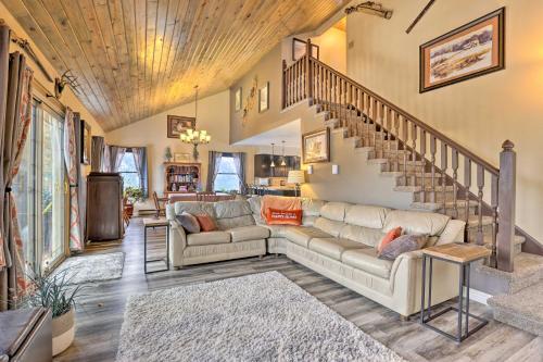 Private Sauna and Mtn Views Idaho Springs Gem in Idaho Springs, USA