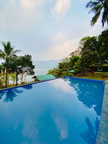 Peldbaseins, Diga vista resorts in Mannarkkad