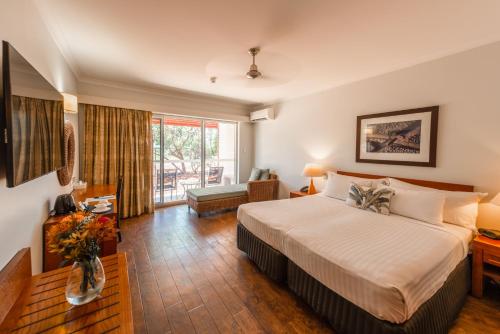 Létesítmények, The Continental Hotel in Broome