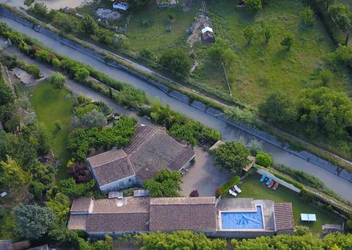 Gîte chez Cécile dans le Luberon - Location saisonnière - Lagnes