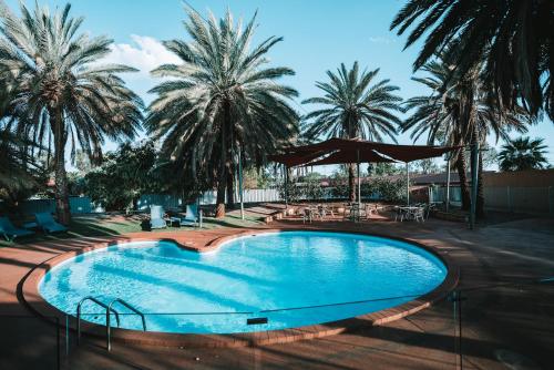 . Seasons Hotel Newman
