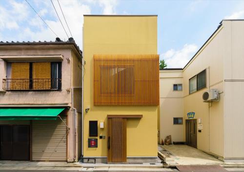 YADOYA Iroha, Tokio