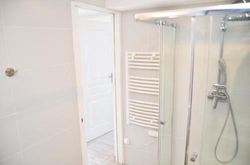 Sunny apartment in heart of Nice Old Town, Nice (fotografie 9)