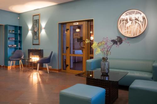 Zarechnaya Hotel - image 11