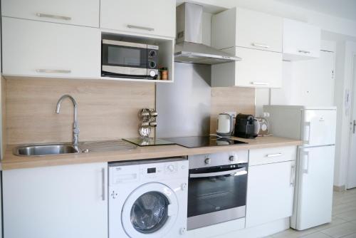 Sunny apartment in heart of Nice Old Town, Nice (fotografie 8)