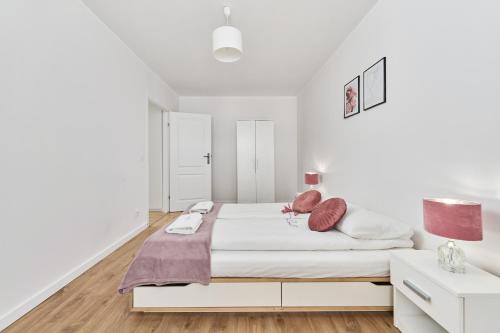 Apartments Dmowskiego Kępa Mieszczańska by Noclegi Renters, Breslau (Foto 10)