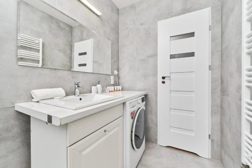 Two-Bedroom Apartment image 10