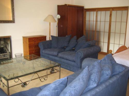 The Georgian House - image 12