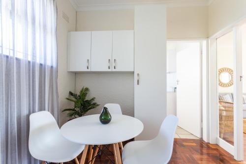 Woodlands Apartments near Abseil Africa