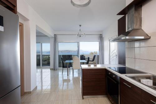 Vourvahis Seaview Apartments in Lappei