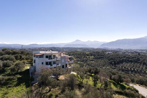 Exterior view, Vourvahis Seaview Apartments in Lappei