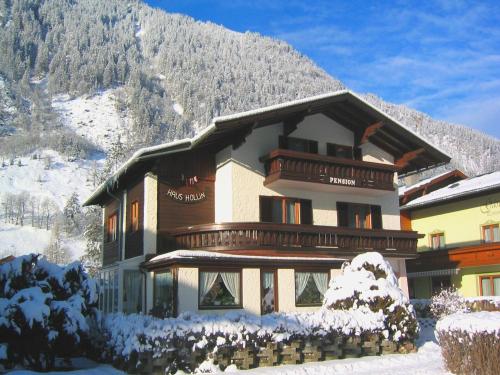 Holiday Home in Salzburg near Ski Area with Balcony - Fusch an der Glocknerstraße