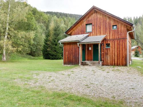 Chalet in Stadl an der Mur near the ski area photo 3