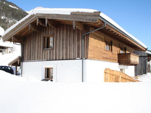 Apartment in Leogang near Ski Slopes