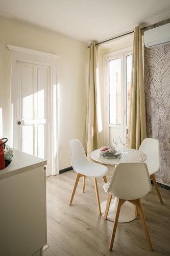 Facilities, Oisife Apartments in Cagliari