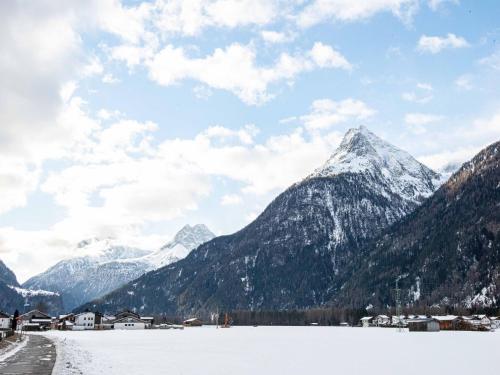 Mountain view chalet in Langenfeld with balcony