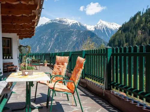 Apartment with garden near hiking trails in Mayrhofen, Österreich
