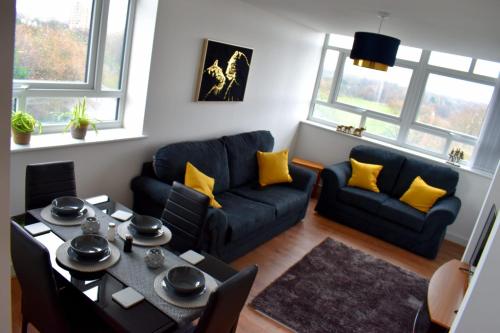 Guestroom, Olu Apartments - Belem Tower in Garston