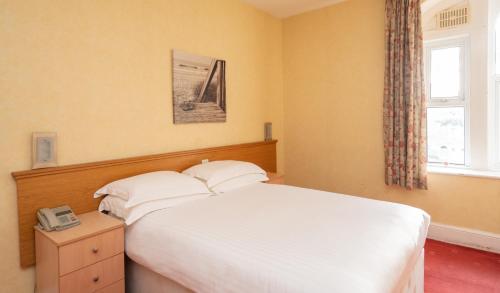 Lauriston Hotel - image 8
