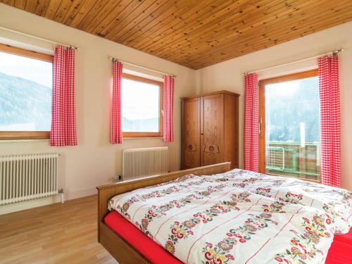 Picturesque Apartment in Thomatal Salzburg near Forest in Thomatal