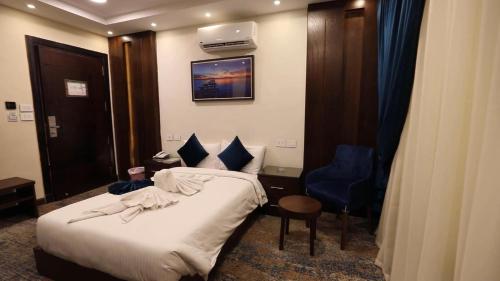 Lotus Hotel