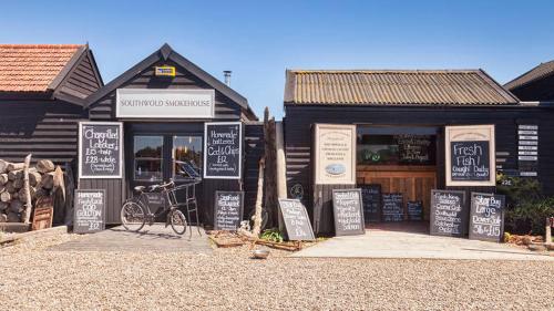 Super cute and cosy one bedroom barn nr Southwold