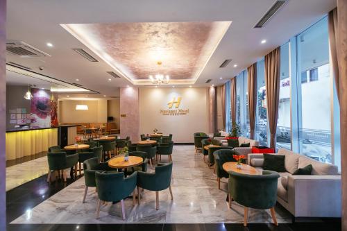 Лоби, Hotel Horizont in Дуръс