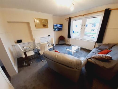 Зручності, Carvetii - Vincent House - Large 3 bedroom apartment with on-site parking in Fife