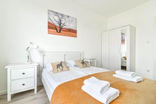 One-Bedroom Apartment image 7