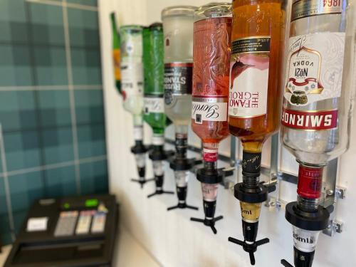 North Crest - image 7