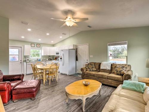 Family-Friendly Home Near Steinhatchee River!