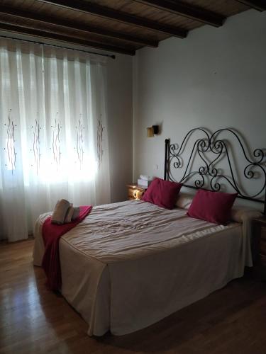 Hostal Los Escudos - image 5