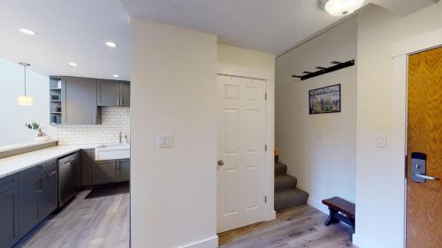 Three-Bedroom Apartment image 8