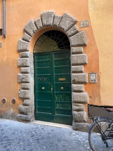 Casa Cappellari design studio a Campo de' Fiori, Rome (photo 2)
