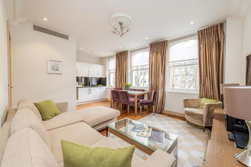 Claverley Court Apartments Knightsbridge