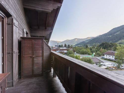  Charming Apartment in Jochberg with Balcony, Unterkunft in Jochberg