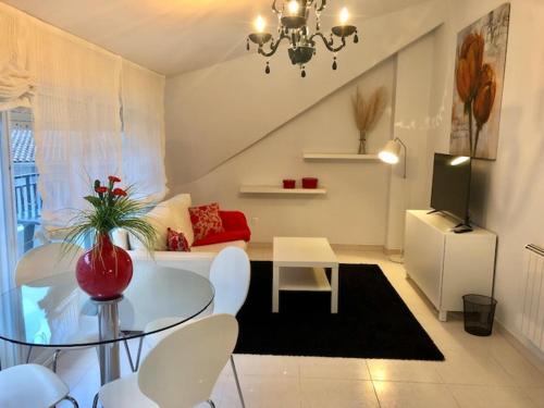  ÁTICO EN EL CENTRO DE O GROVE in 36980 O Grove