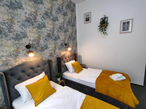 Classic Triple Room image 8